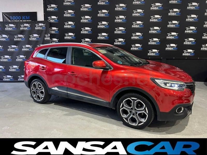 Usado Renault Kadjar Zen 130 CV (95 kW) 2017 Granate SUV