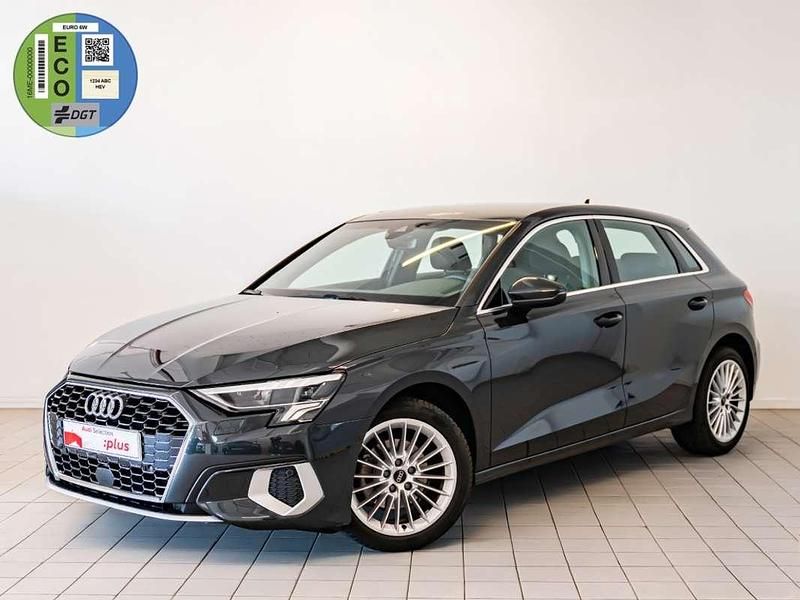 Gris Usado 2024 Audi A3 Sportback Advanced Utilitario | 29.490 € (Un poco caro) - Imagen 1/4