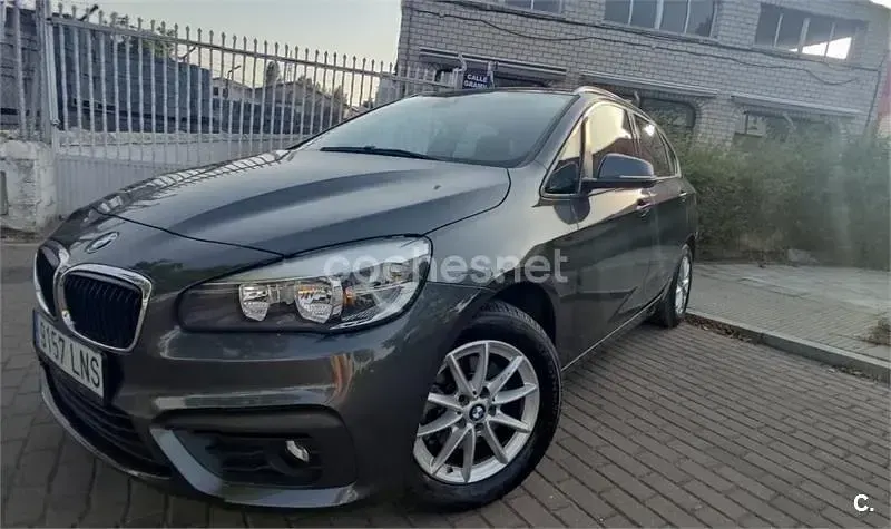 Usado BMW 216 Active Tourer 116 CV (85 kW) 2016 Gris / plata Monovolumen