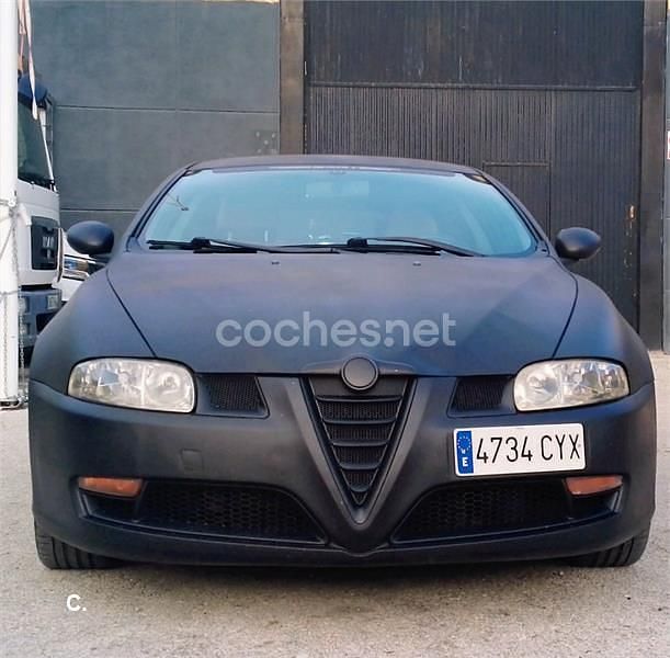 Negro Usado 2004 Alfa Romeo GT Progression Coupe | 2600 € (Buen precio) - Imagen 1/4