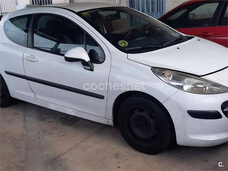 Blanco Usado 2008 Peugeot 207 Berlina | 1500 € (Super precio) - Imagen 1/4