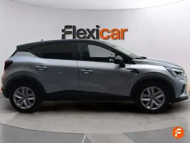 Usado Renault Captur Engineered 145 CV (106 kW) 2022 Gris / plata SUV