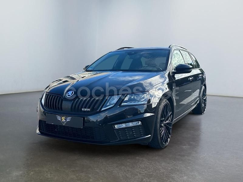 Gris / plata Usado 2018 Skoda Octavia RS Familiar | 21.900 € (Caro) - Imagen 1/4