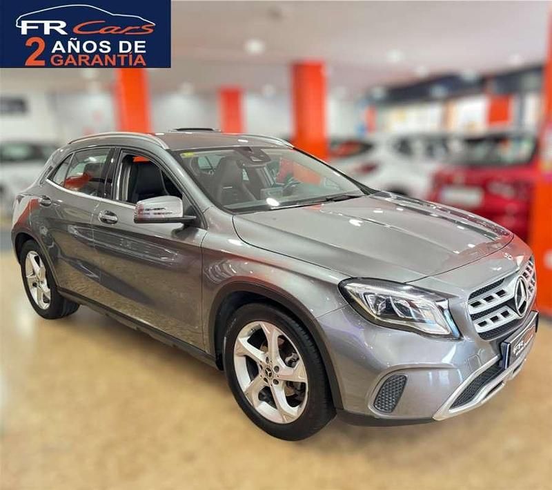 Gris / plata Usado 2018 Mercedes GLA180 Urban SUV | 21.990 € (Precio justo) - Imagen 1/4