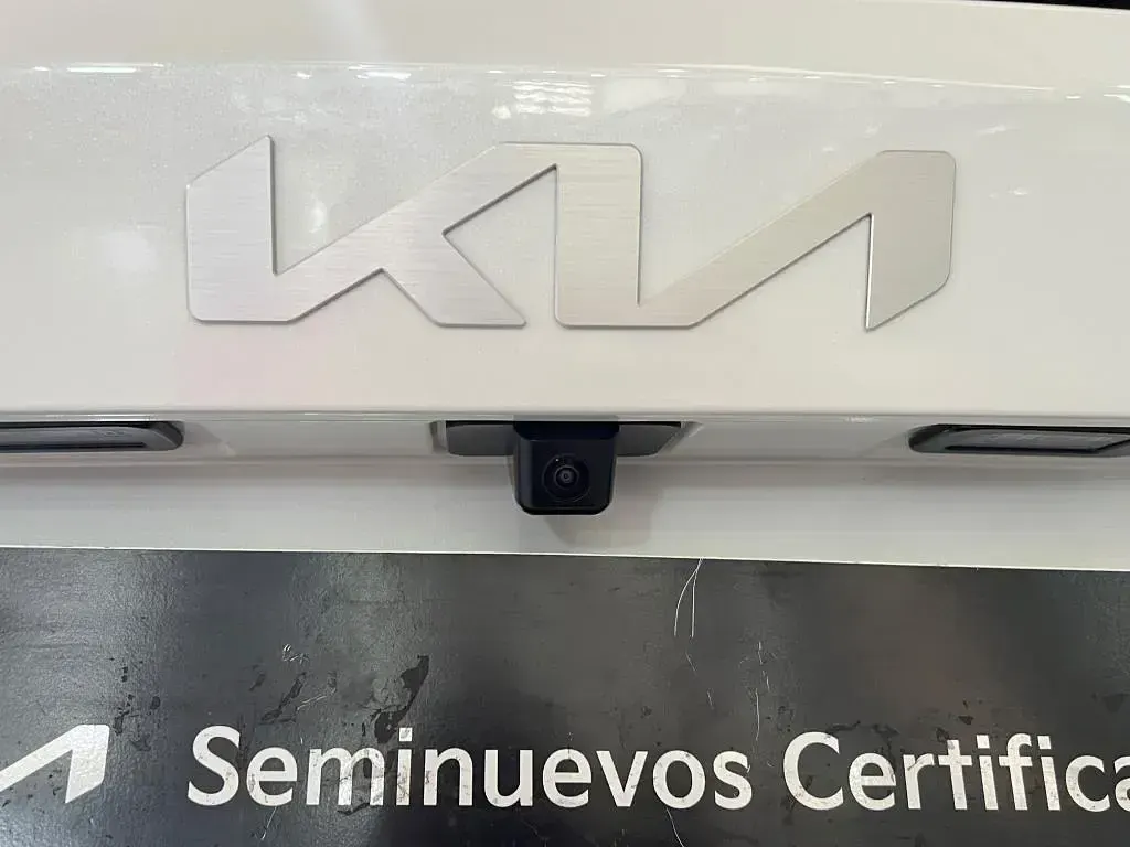 Nuevo Kia Sorento Premium 194 CV (142 kW) 2026 Clear white (ud) SUV