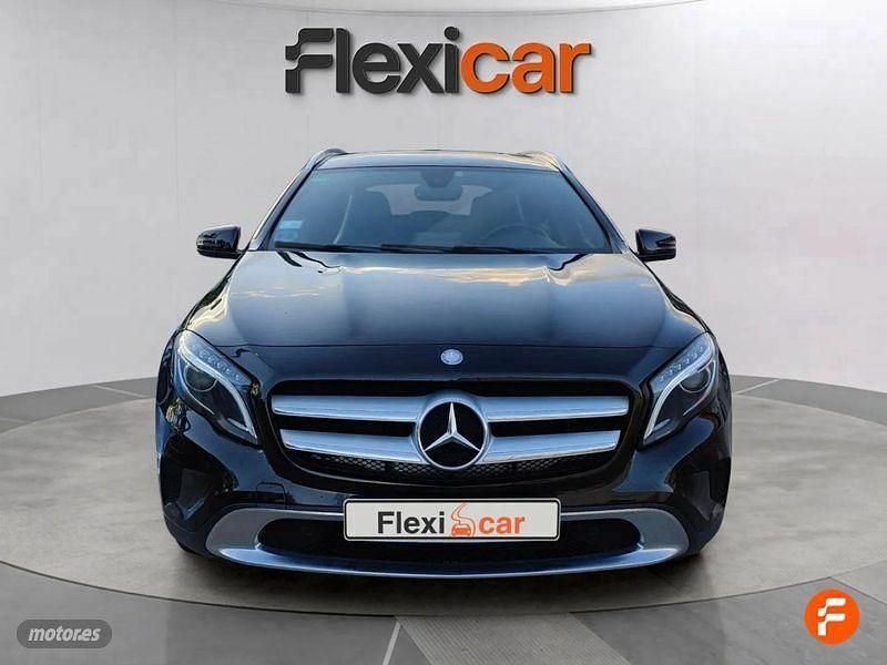 Usado Mercedes GLA180 AMG line 122 CV (89 kW) 2016 Negro SUV