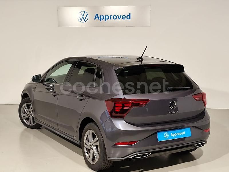 Usado VW Polo R-line 116 CV (85 kW) 2025 Gris / plata Berlina