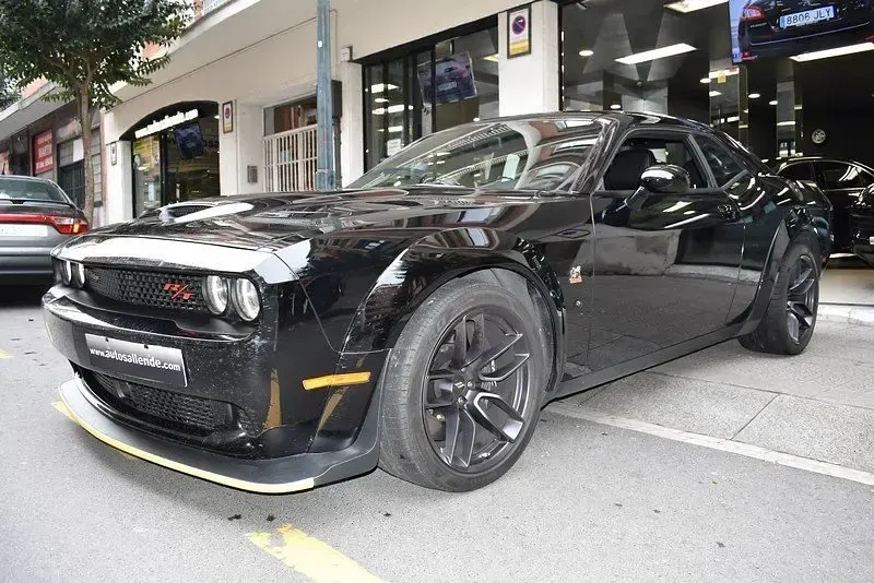 Usado Dodge Challenger 492 CV (361 kW) 2024 Black pitch / black coat