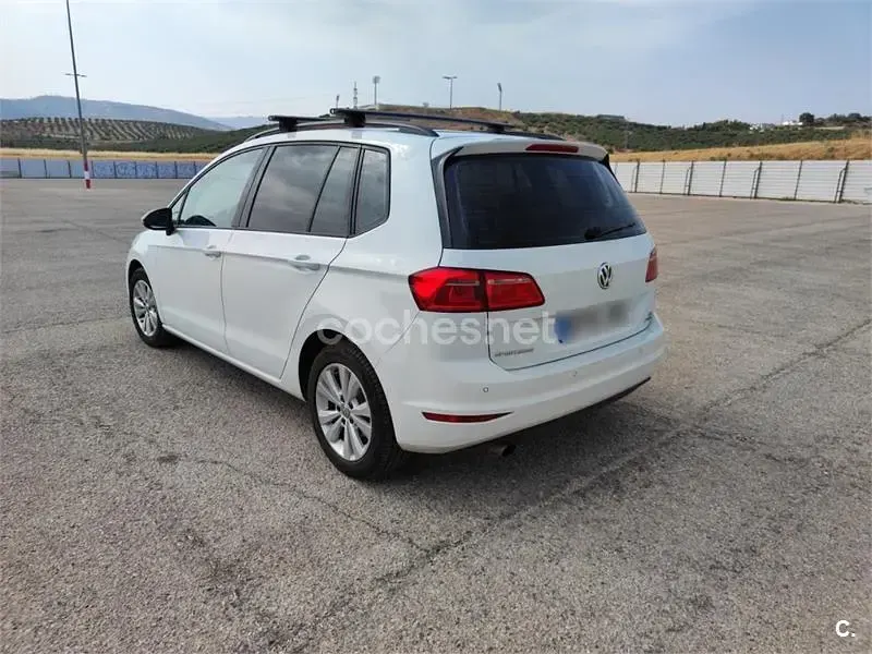 Usado VW Golf Sportsvan Edition 110 CV (80 kW) 2016 Blanco Monovolumen