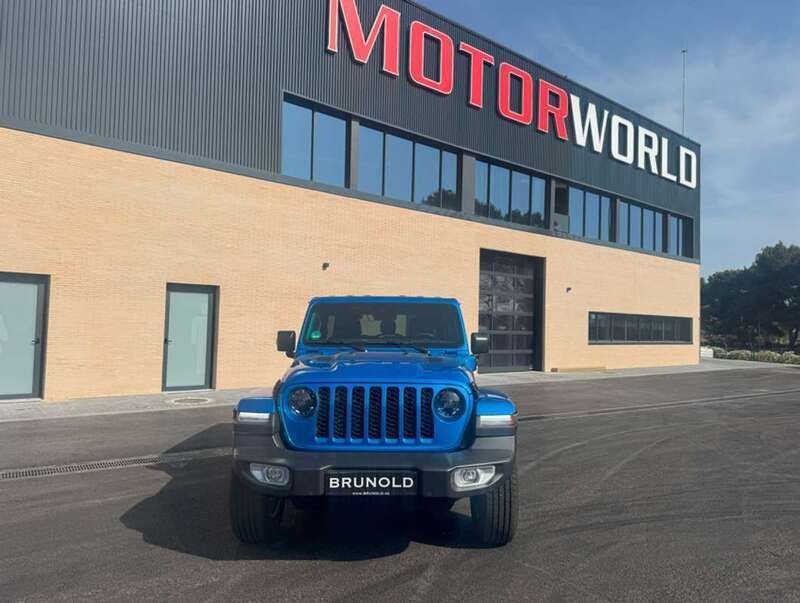 Azul Usado 2023 Jeep Wrangler Unlimited Sahara SUV | 67.900 € (Caro) - Imagen 1/4