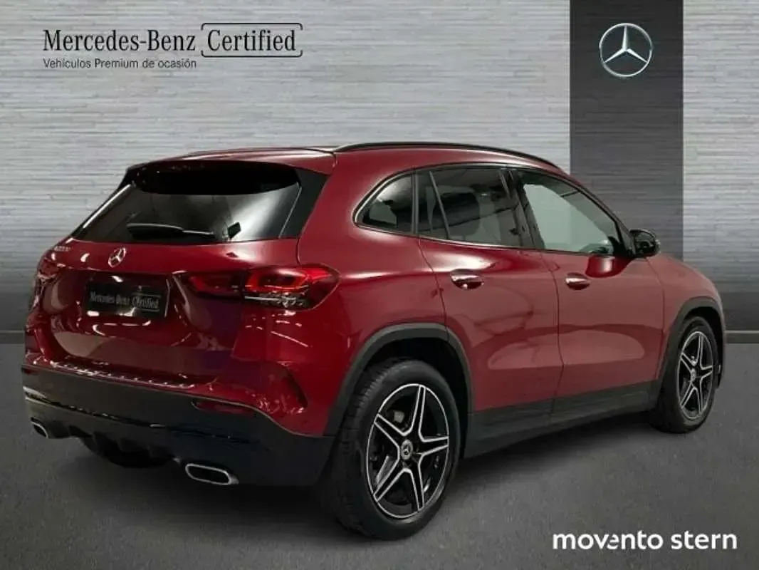 Usado Mercedes GLA200 150 CV (110 kW) 2020 Rojo SUV