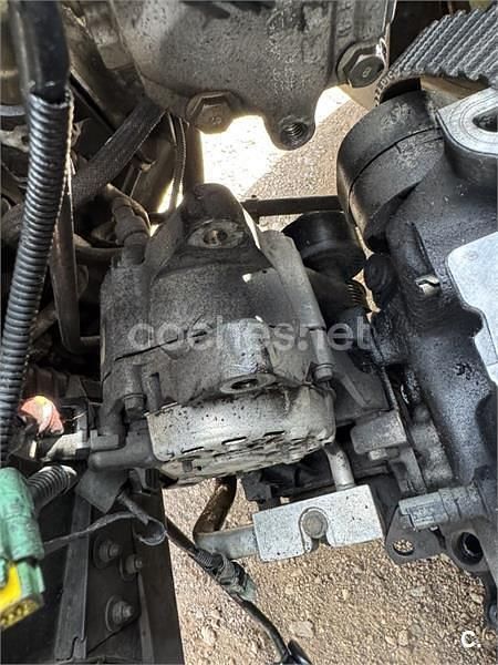 Usado Ford Fiesta 68 CV (50 kW) 2005 Gris / plata Coupe