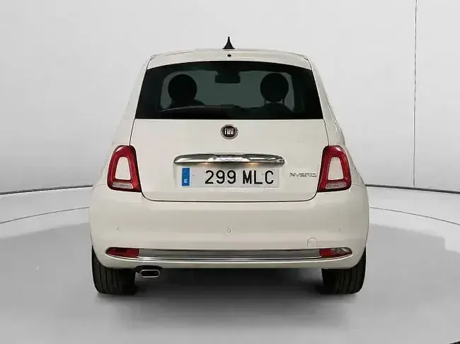 Usado Fiat 500 70 CV (51 kW) 2023 Blanco Utilitario