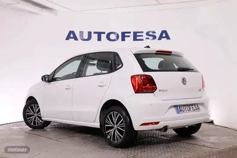 Usado VW Polo Advance 90 CV (66 kW) 2016 Blanco Berlina