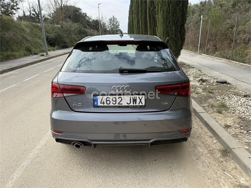 Usado Audi A3 S-Line 110 CV (80 kW) 2017 Gris / plata Berlina