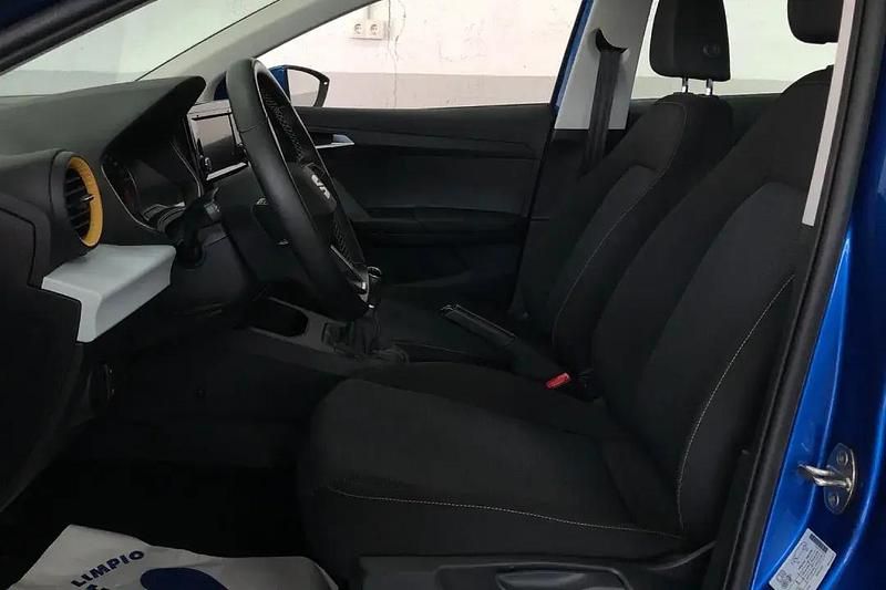 Usado Seat Ibiza Style 110 CV (80 kW) 2021 Azul Utilitario
