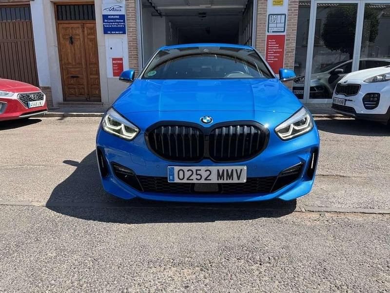 Usado BMW 116 M Sport 116 CV (85 kW) 2024 Azul Utilitario