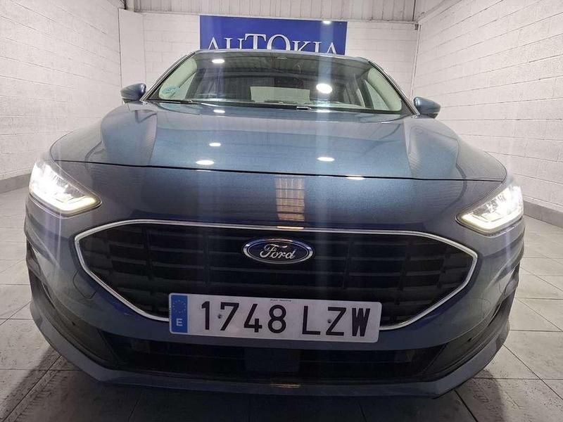 Usado Ford Focus Trend+ 120 CV (88 kW) 2022 Azul Utilitario