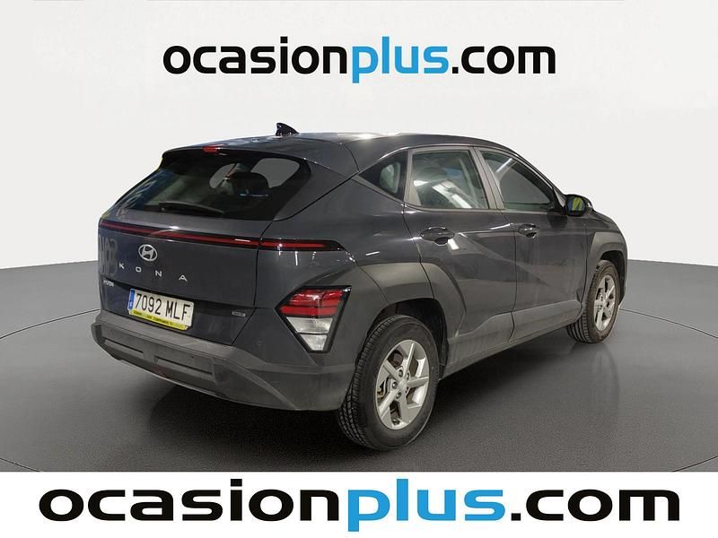 Usado Hyundai Kona 141 CV (103 kW) 2023 Gris SUV