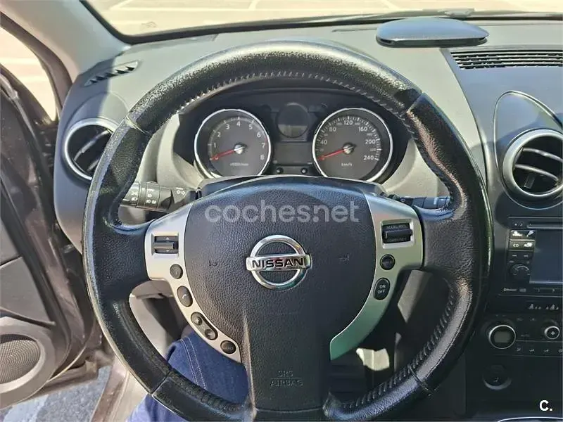 Usado Nissan Qashqai Tekna 115 CV (84 kW) 2009 Negro SUV