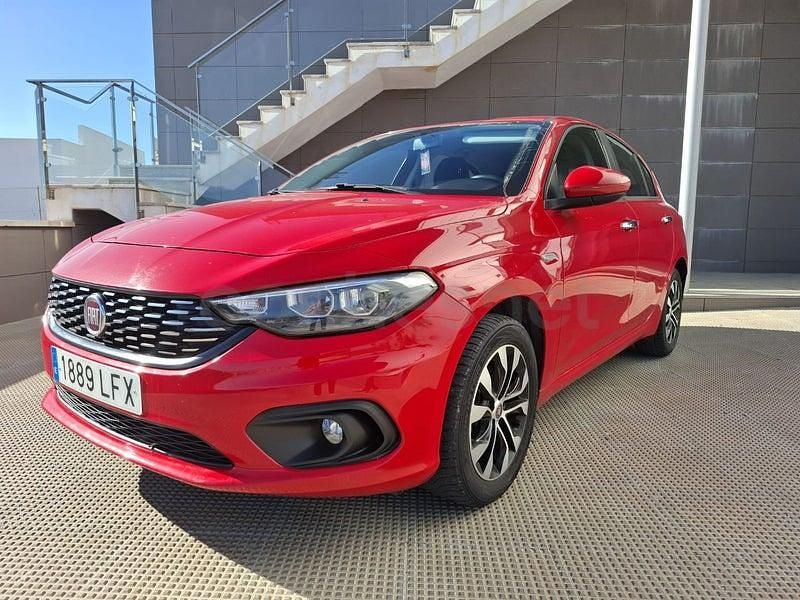 Usado Fiat Tipo Mirror 95 CV (69 kW) 2020 Granate Berlina