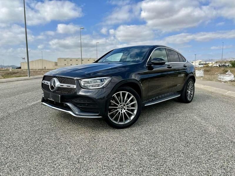Gris Usado 2022 Mercedes GLC300 Coupe | 49.990 € (Precio justo) - Imagen 1/4