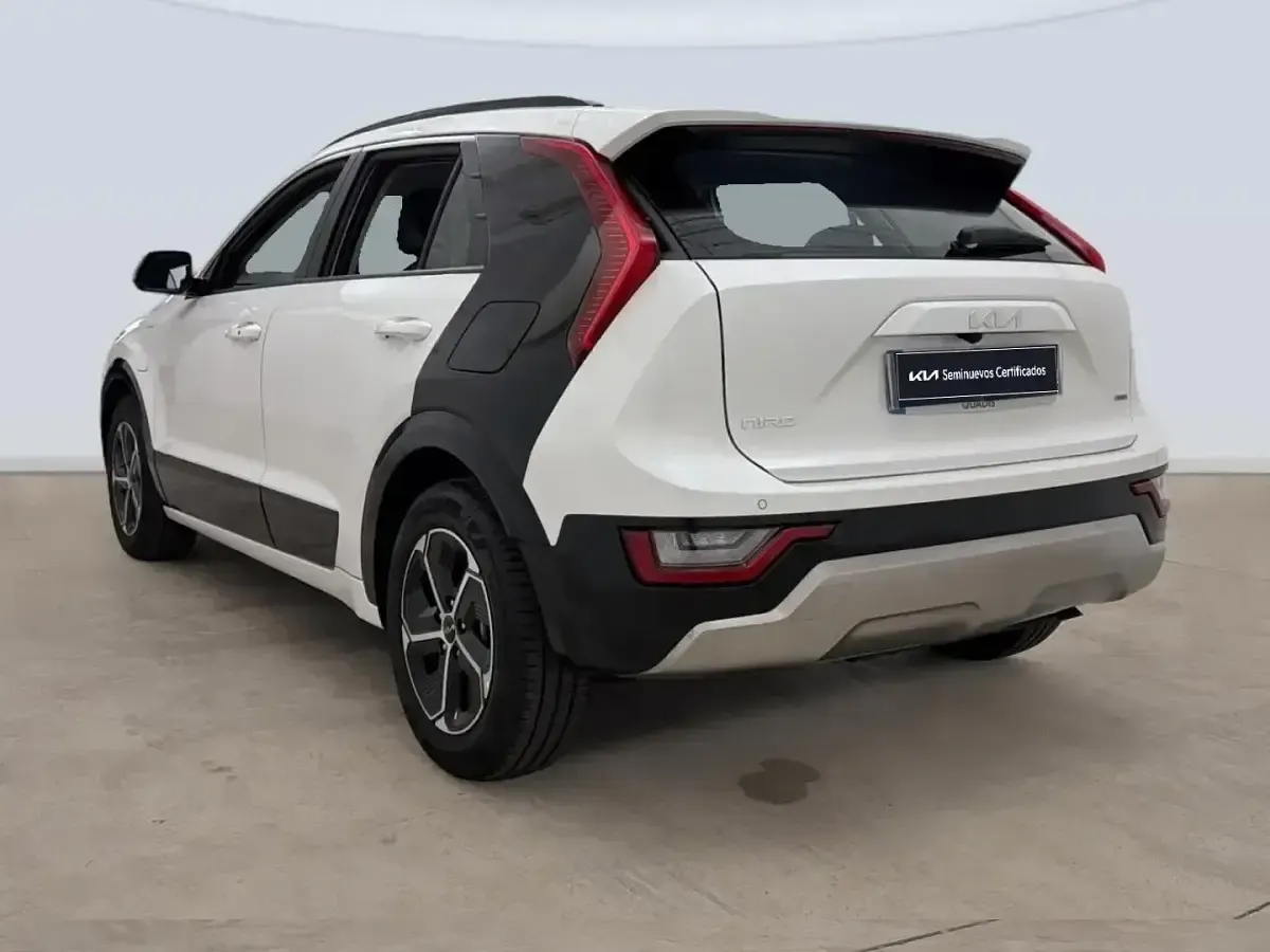 Usado Kia Niro 183 CV (134 kW) 2024 Blanco SUV