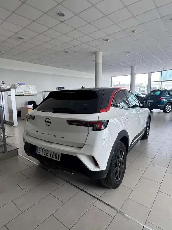 Usado Opel Mokka S 136 CV (100 kW) 2023 Blanco SUV