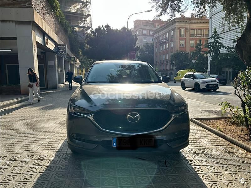 Usado Mazda CX-5 194 CV (142 kW) 2018 Gris / plata SUV