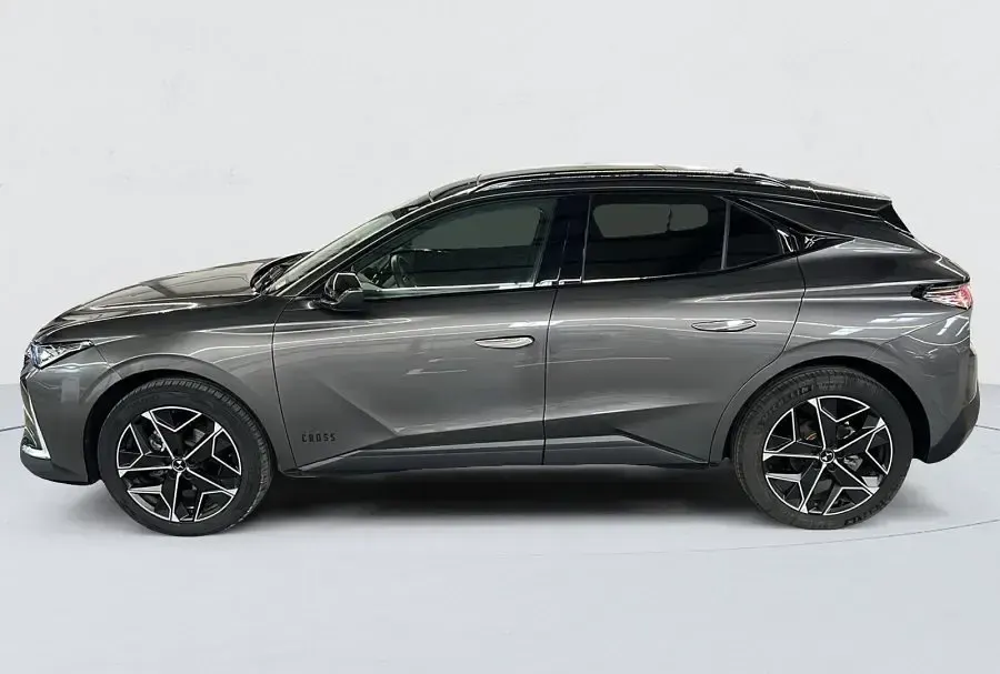 Usado DS Automobiles DS4 Crossback Opera 130 CV (95 kW) 2023 SUV