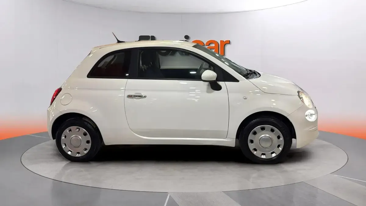 Usado Fiat 500 Club 71 CV (52 kW) 2022 Blanco Berlina