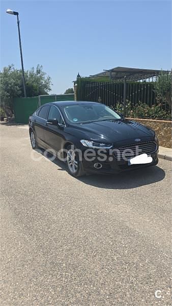 Negro Usado 2016 Ford Mondeo Titanium Berlina | 12.600 € (Precio justo) - Imagen 1/4