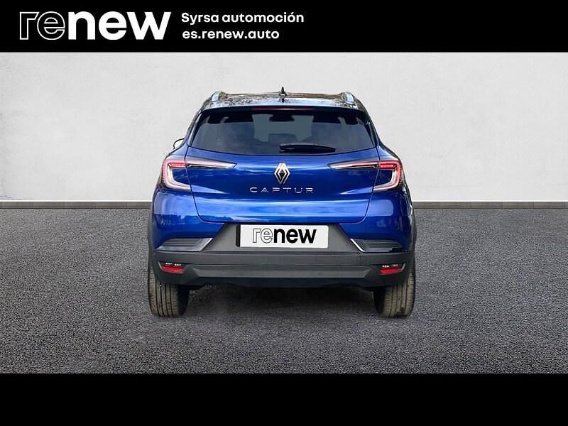 Usado Renault Captur Techno 100 CV (73 kW) 2025 Azul SUV