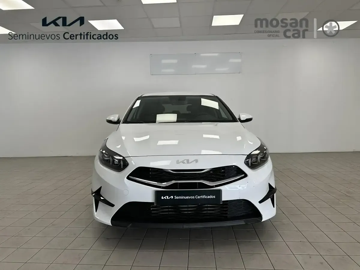 Nuevo Kia Ceed 140 CV (102 kW) 2025 Blanco Utilitario