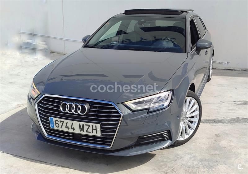 Gris / plata Usado 2018 Audi A3 e-tron Sport Utilitario | 19.990 € (Buen precio) - Imagen 1/4