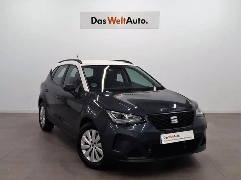 Gris Usado 2024 Seat Arona Style SUV | 18.900 € (Precio justo) - Imagen 1/4