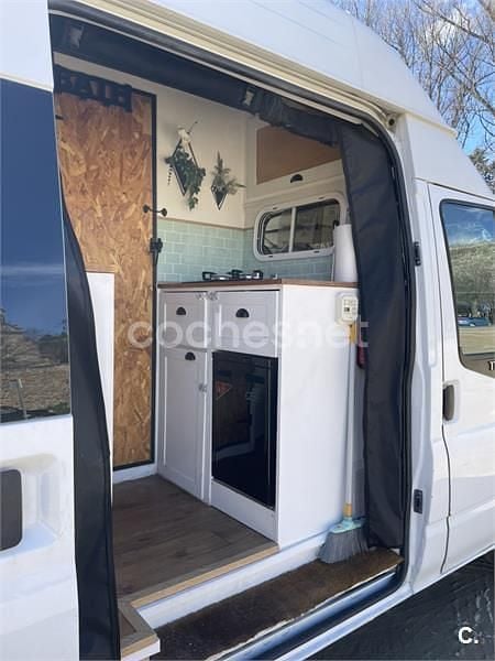 Usado Ford Transit Connect 100 CV (73 kW) 2015 Blanco Monovolumen