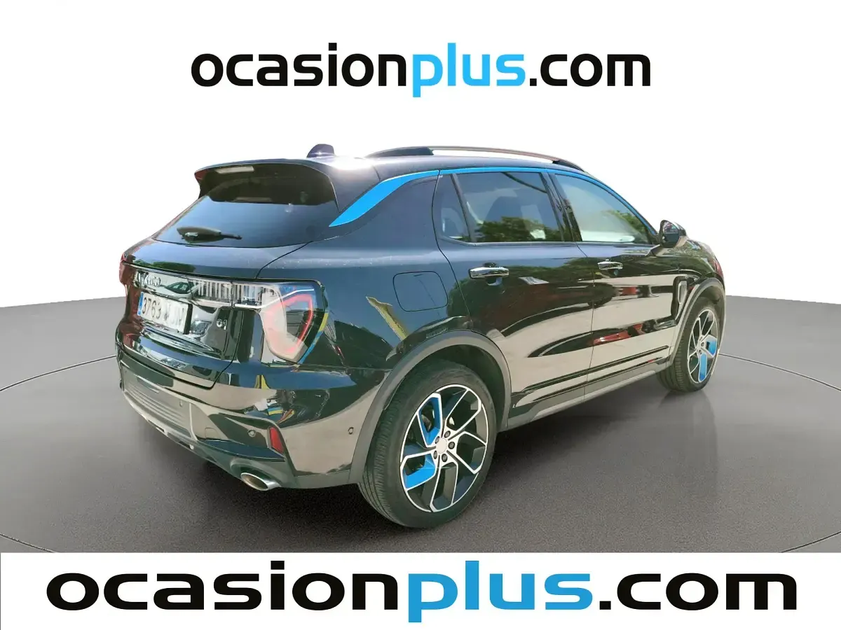 Usado Lynk & Co 01 261 CV (191 kW) 2023 Negro SUV