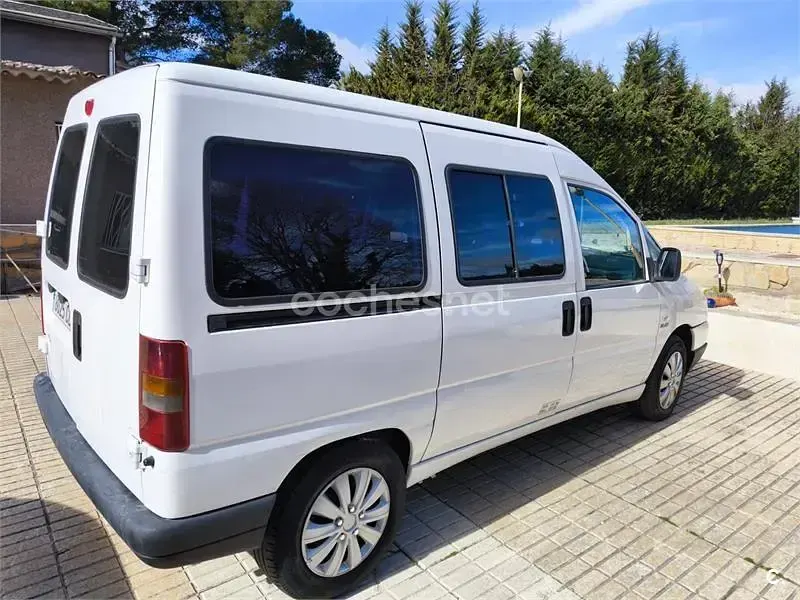 Usado Fiat Punto S 63 CV (46 kW) 1999 Blanco Berlina