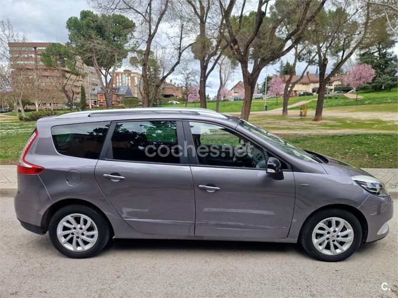 Gris / plata Usado 2014 Renault Scénic III LIMITED Monovolumen | 12.500 € (Un poco caro) - Imagen 1/4