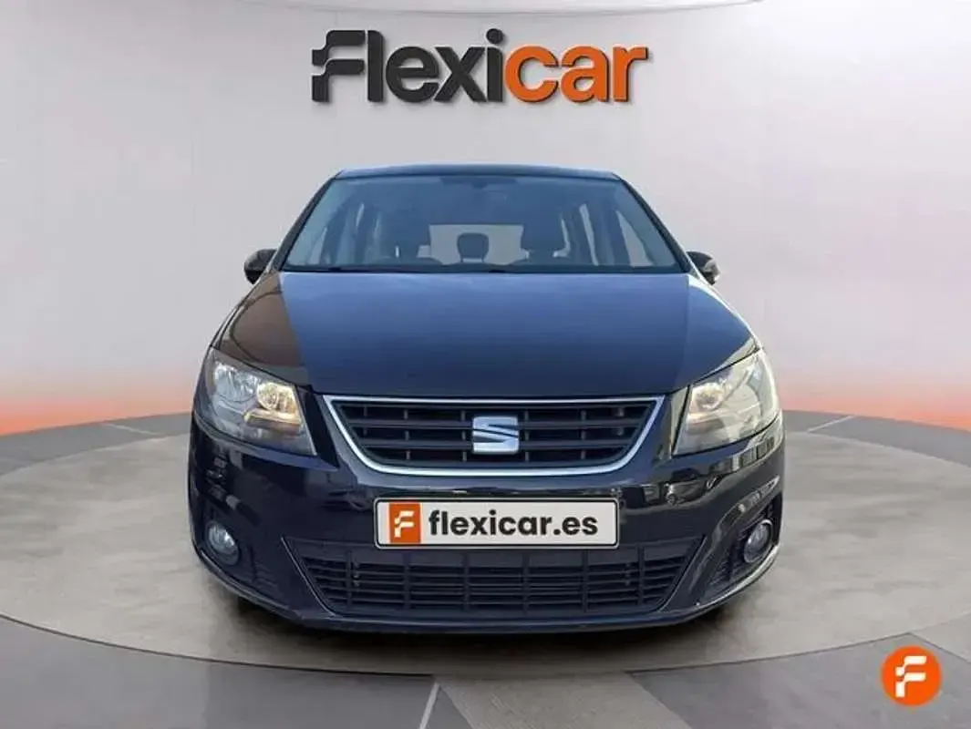 Usado Seat Alhambra 150 CV (110 kW) 2017 Negro Monovolumen