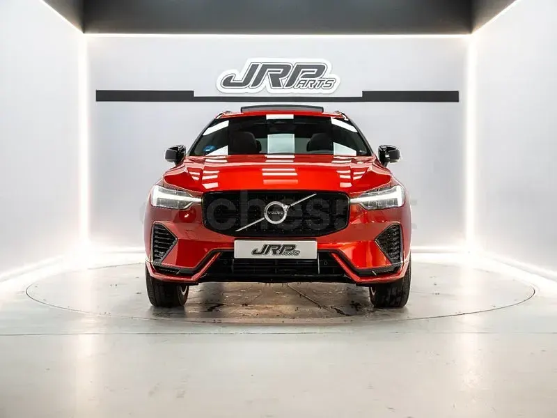 Usado Volvo XC60 Plus 351 CV (258 kW) 2023 Rojo SUV