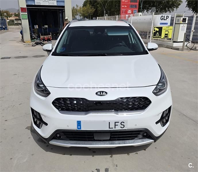 Usado Kia Niro 141 CV (103 kW) 2020 Blanco SUV