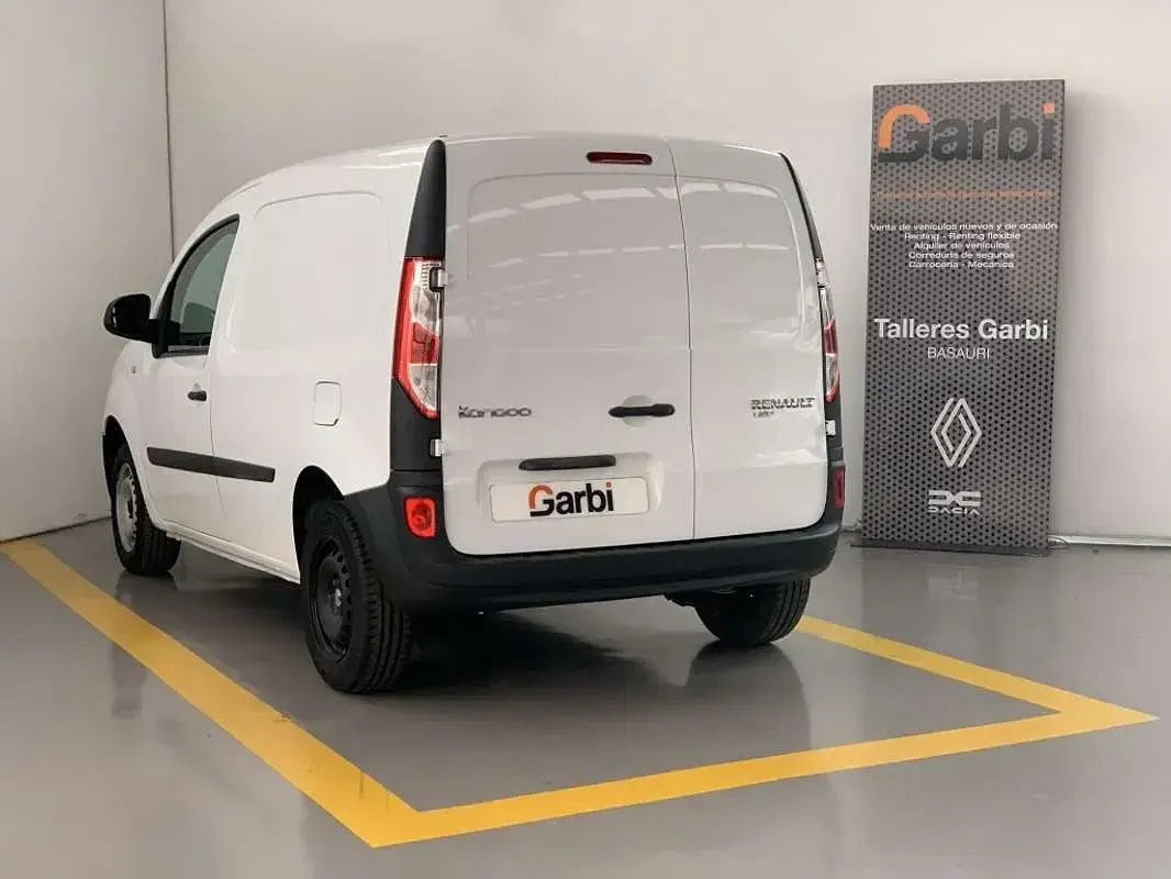Usado Renault Kangoo 75 CV (55 kW) 2019 Blanco Monovolumen