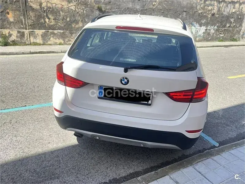 Usado BMW X1 Comfort Edition 136 CV (100 kW) 2015 Blanco SUV