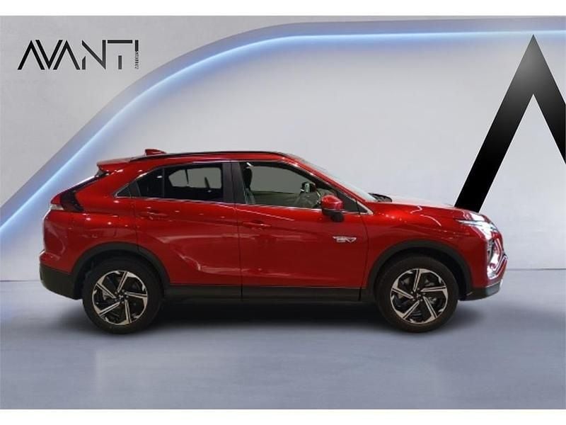 Usado Mitsubishi Eclipse Cross 188 CV (138 kW) 2025 Rojo SUV