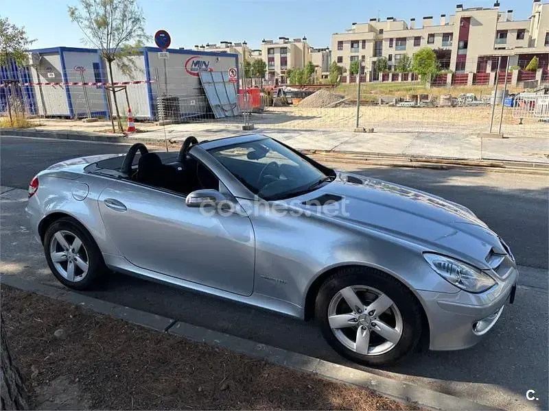 Usado Mercedes SLK200 163 CV (119 kW) 2004 Gris / plata Descapotable