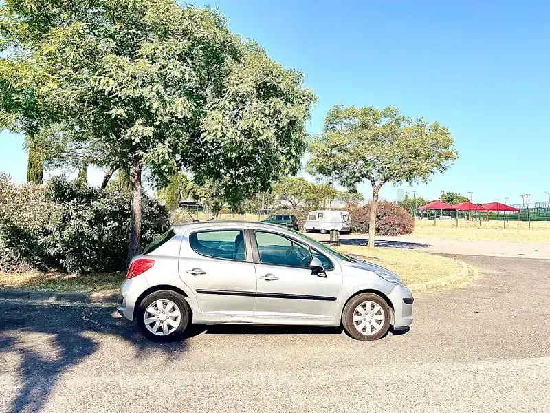 Usado Peugeot 207 Sport 120 CV (88 kW) 2010 Beige Berlina
