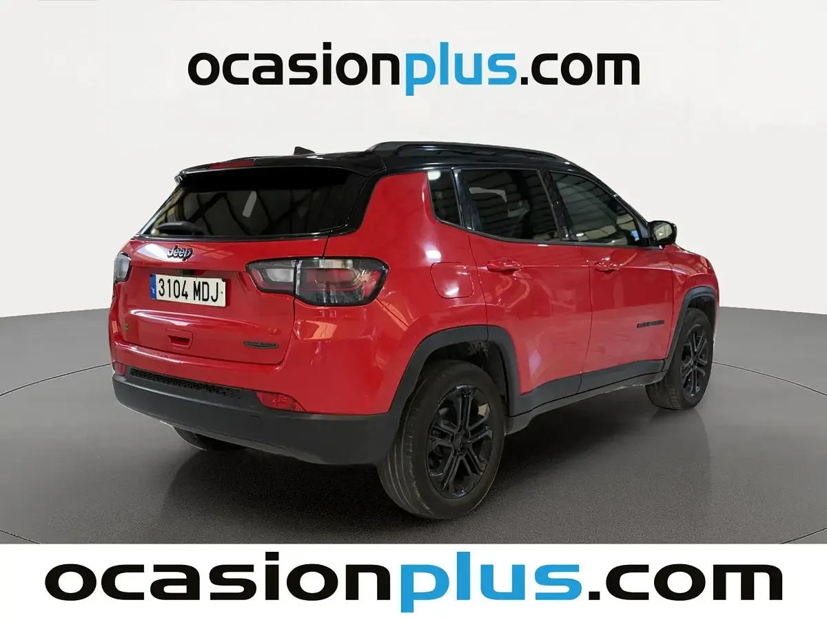 Usado Jeep Compass Night Eagle 130 CV (95 kW) 2023 Rojo SUV