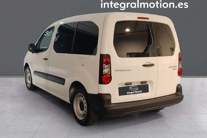 Usado Peugeot Partner Tepee Access 74 CV (54 kW) 2018 Monovolumen